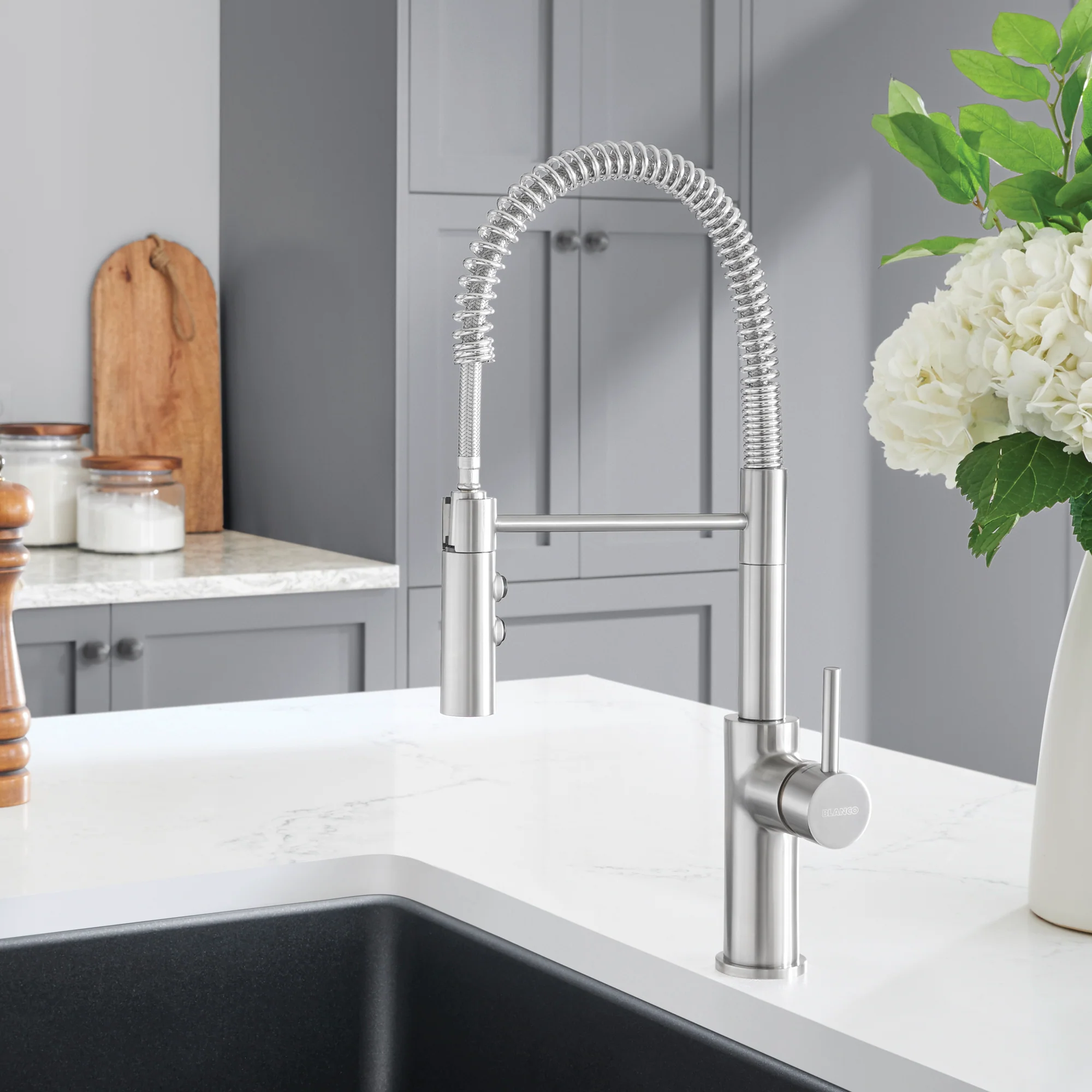 BLANCO Catris Semi-Pro Pull-Down Dual-Spray Kitchen Faucet - Image 12