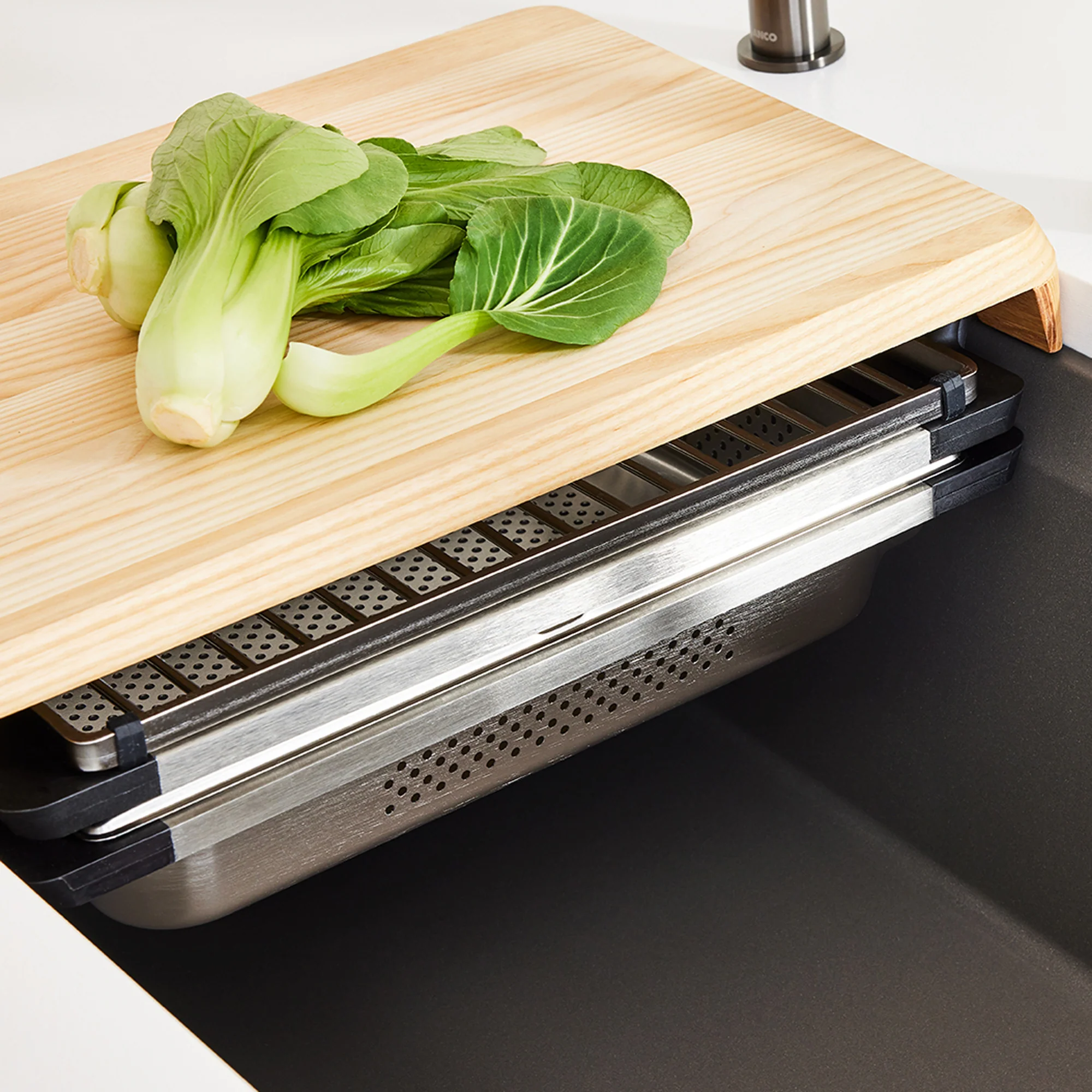BLANCO Inteos Bridge Cutting Board - Image 3